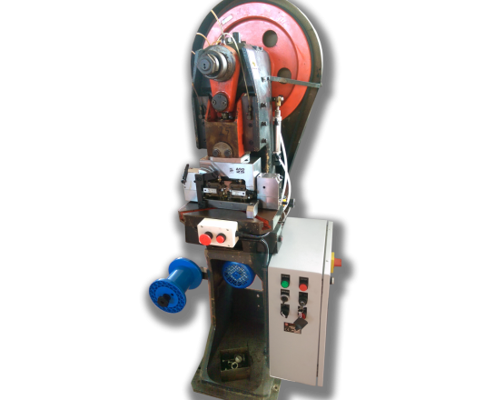 Eccentric press equipped with ASD25 mould